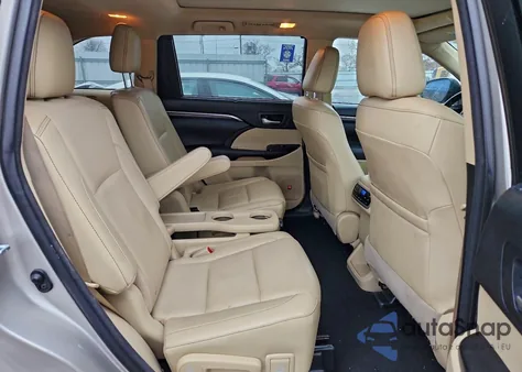 2016 Toyota Highlander Limited z USA, uszkodzony, nr VIN 5TDDKRFH9GS319854